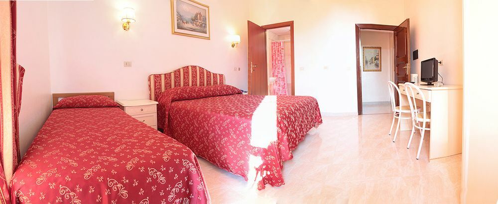 Hotel Euro Quiris Roma Exterior foto
